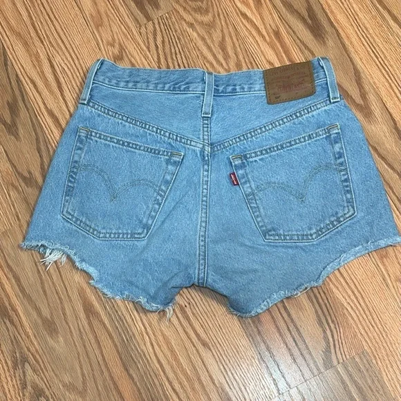 Levi's 501 Light Blue Distressed Jean Shorts, 26 - Picture 3 of 6